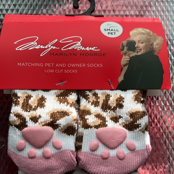 NWT! Matching Mommy & Me Pet Socks Set! - Picture 2 of 5